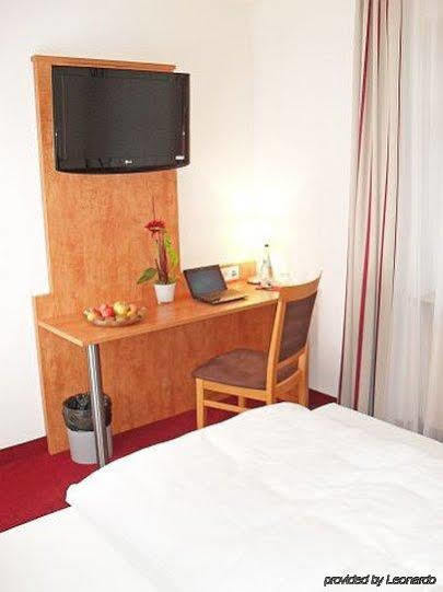Hotel Neuwirtshaus - Superior Stuttgart Exterior foto